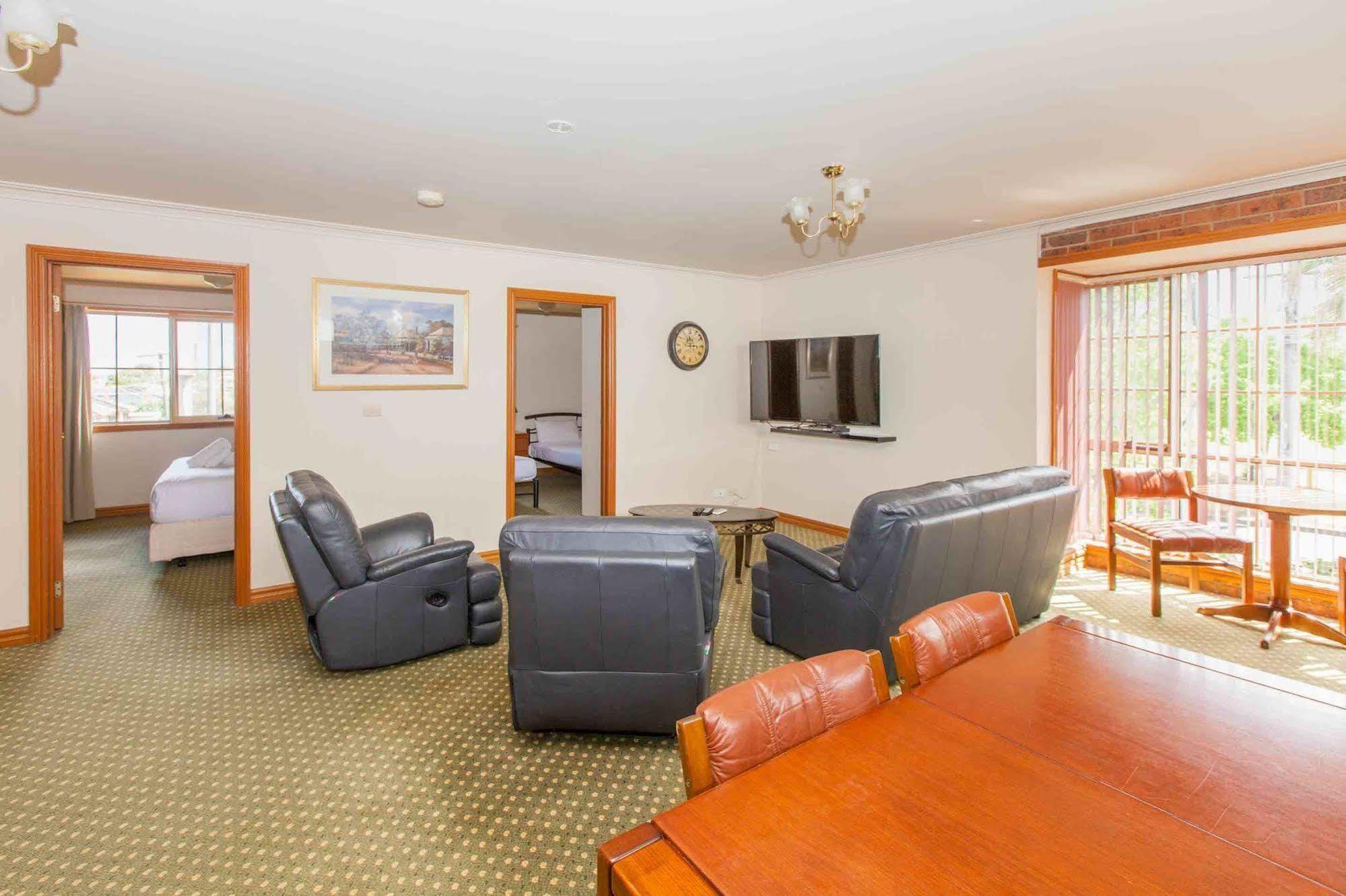 Bell Motel 3*