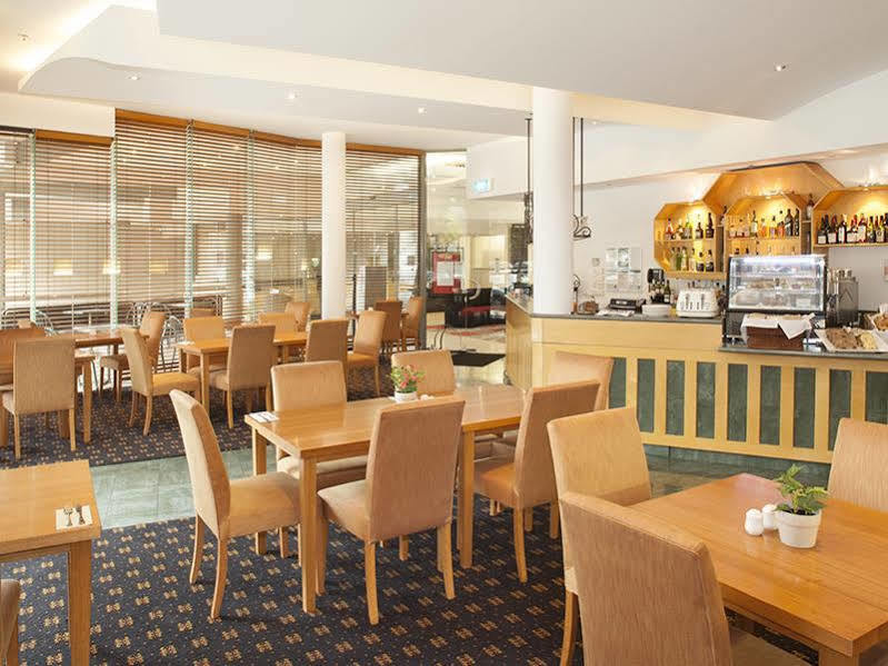 Metropole Official 4*