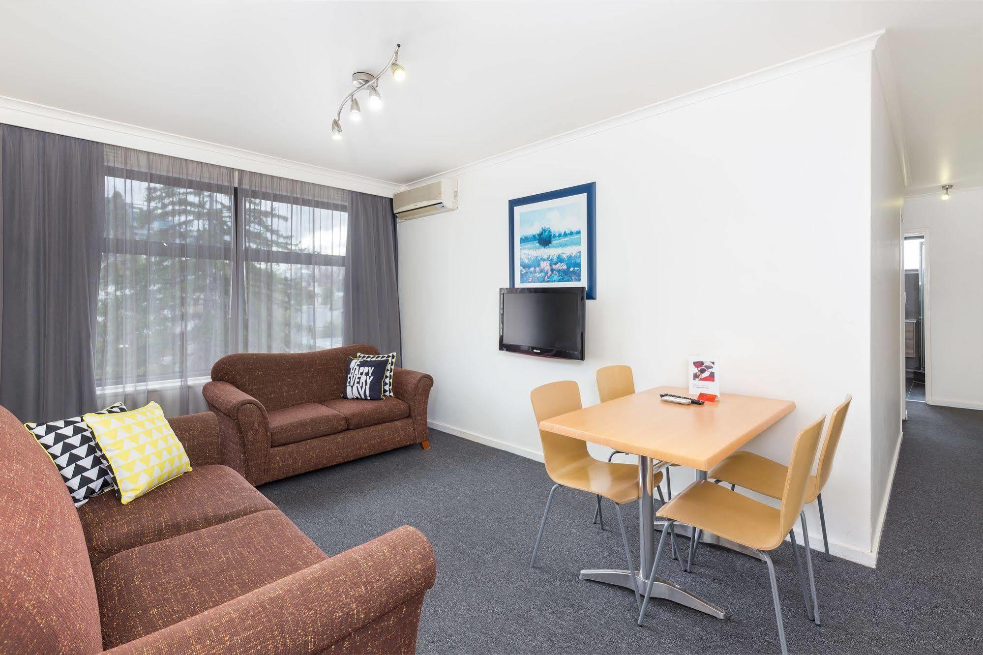 Edge East Aparthotel