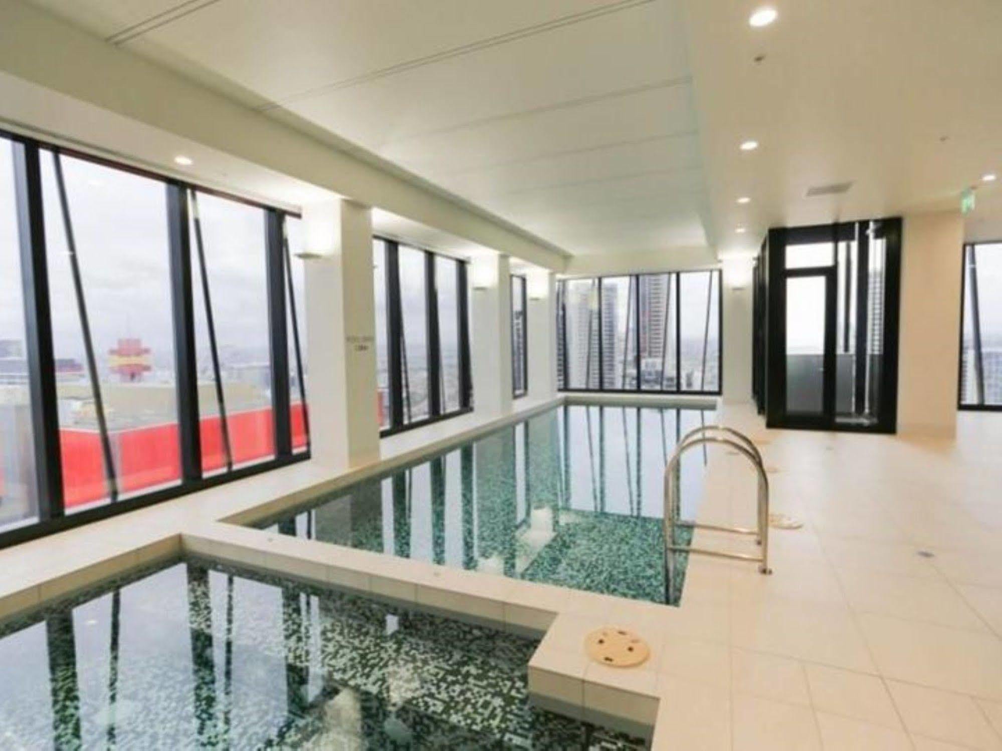 Collins Street Residences By Of Aparthotel 4*