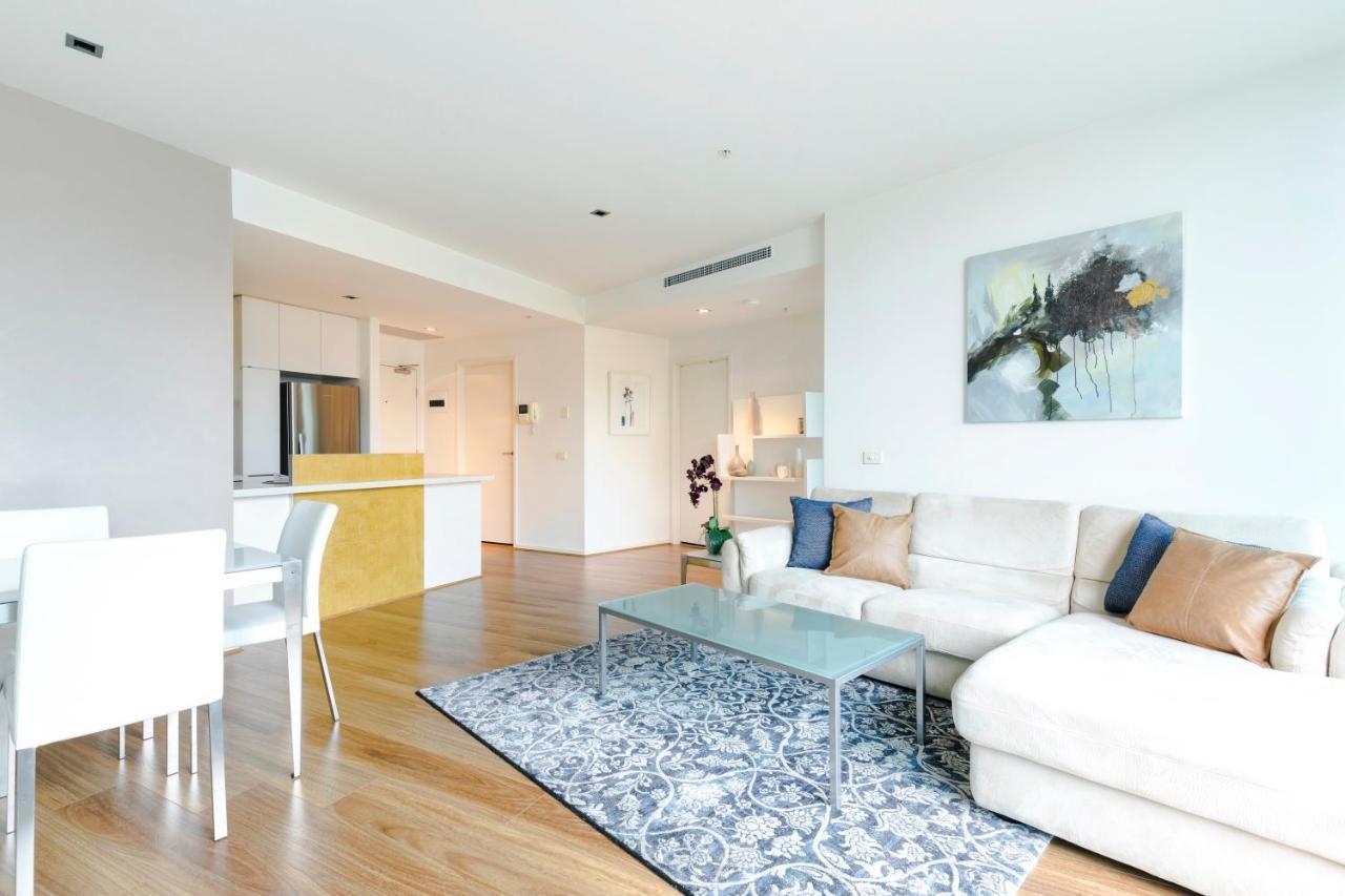 Waterfront Aparthotel