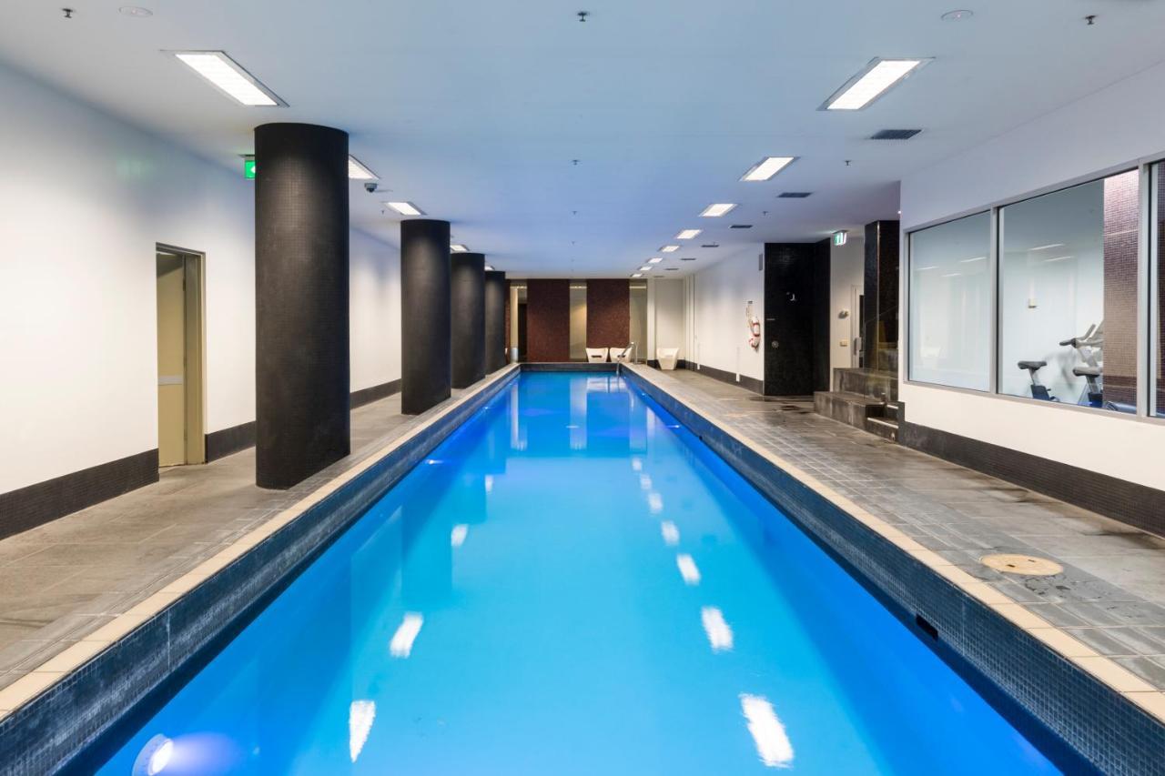 Waterfront 4*
