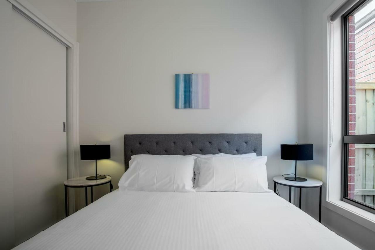 Comfy And Warm In Point Cook Holiday home Melbourne