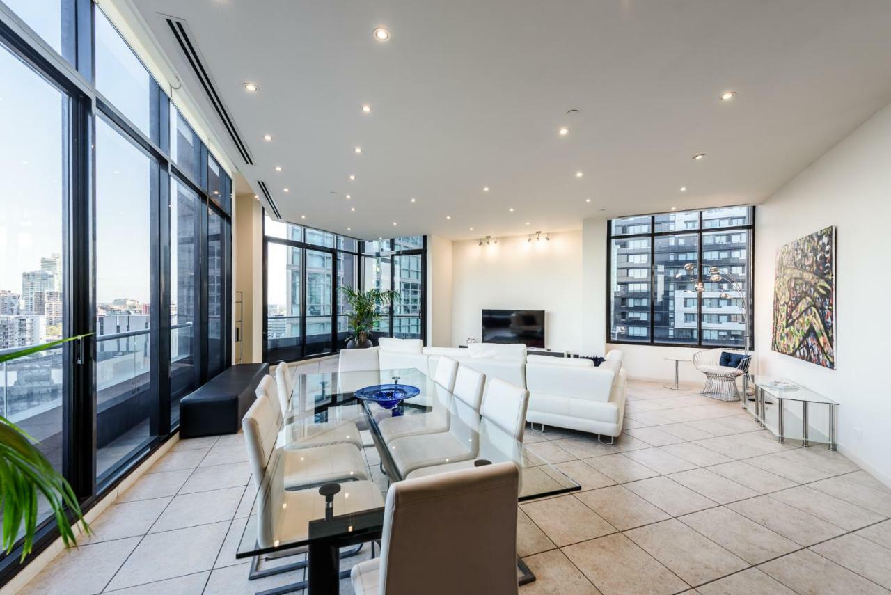 Exclusive - Gallery Penthouse Apartment *