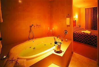 Metropole Official Aparthotel Melbourne