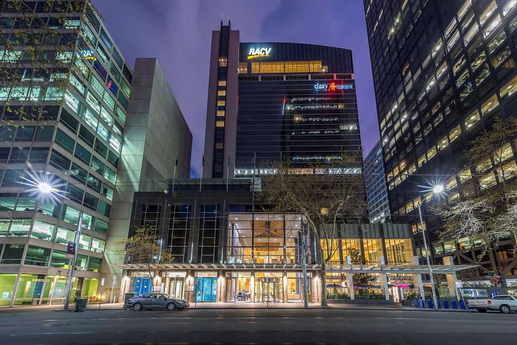 Racv Club Hotel *
