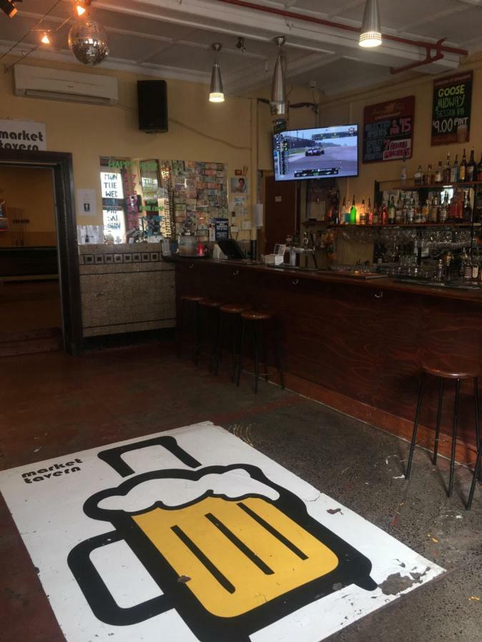 Market Tavern & Bar Hostel *