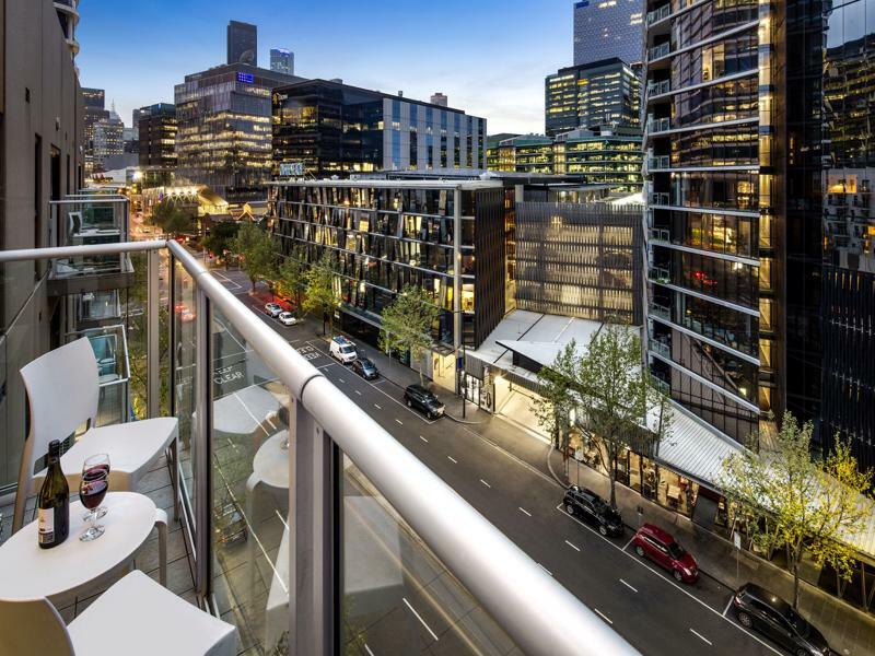Quest Docklands 4*