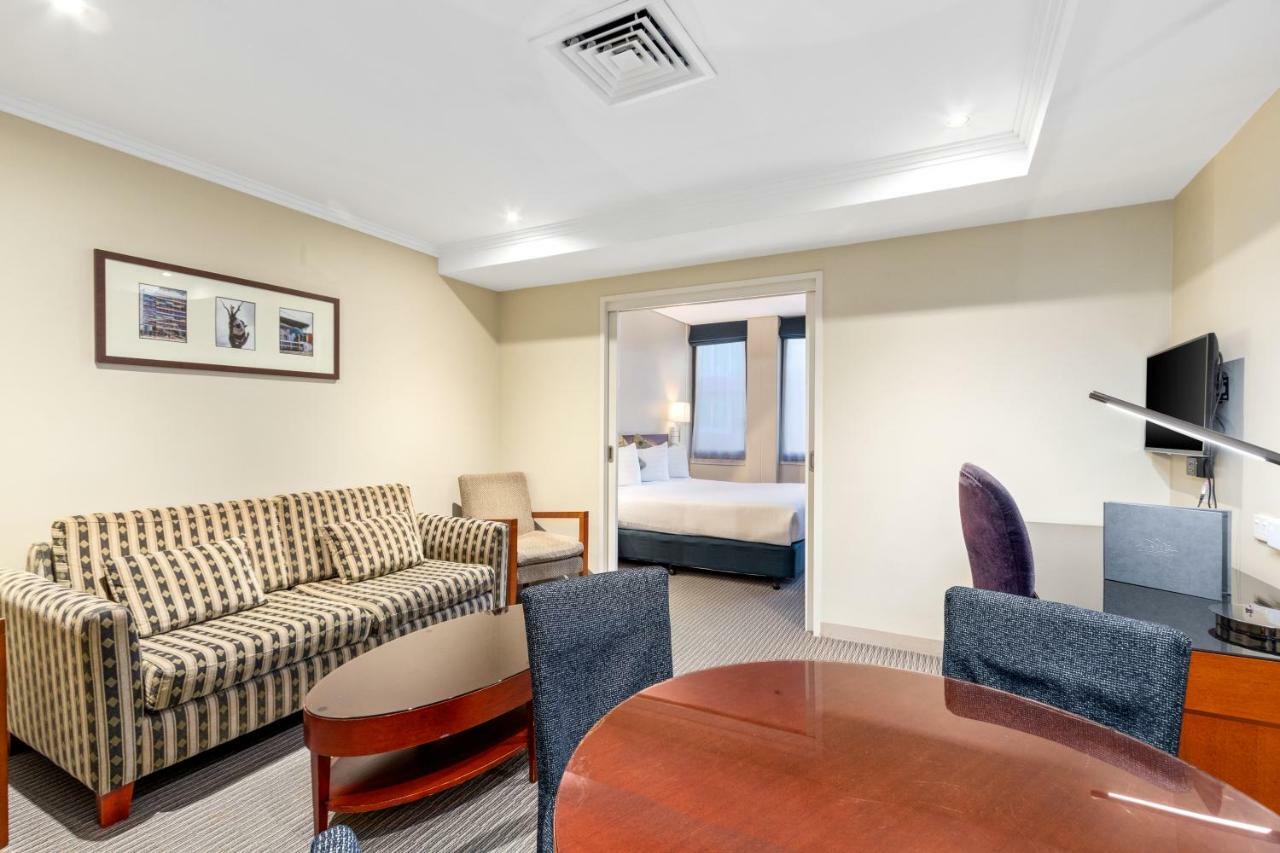 Batman's Hill On Collins Hotel Melbourne