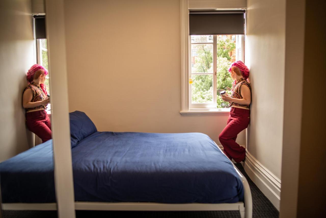 The Mansion Melbourne Hostel *