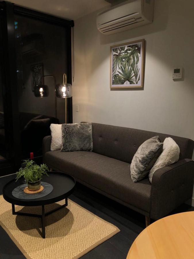 Eq Tower - Service Apartment