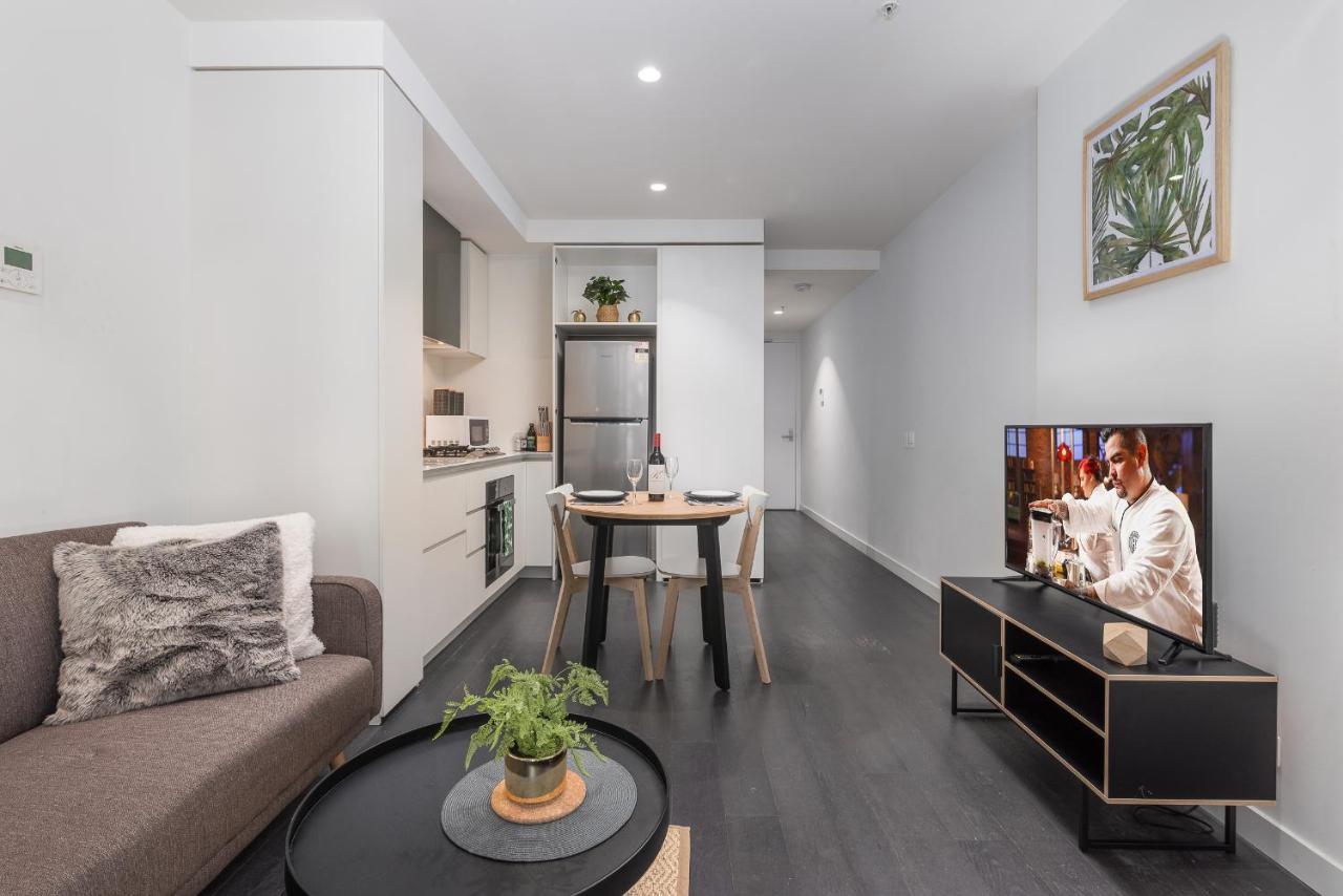 Eq Tower - Service Apartment Melbourne
