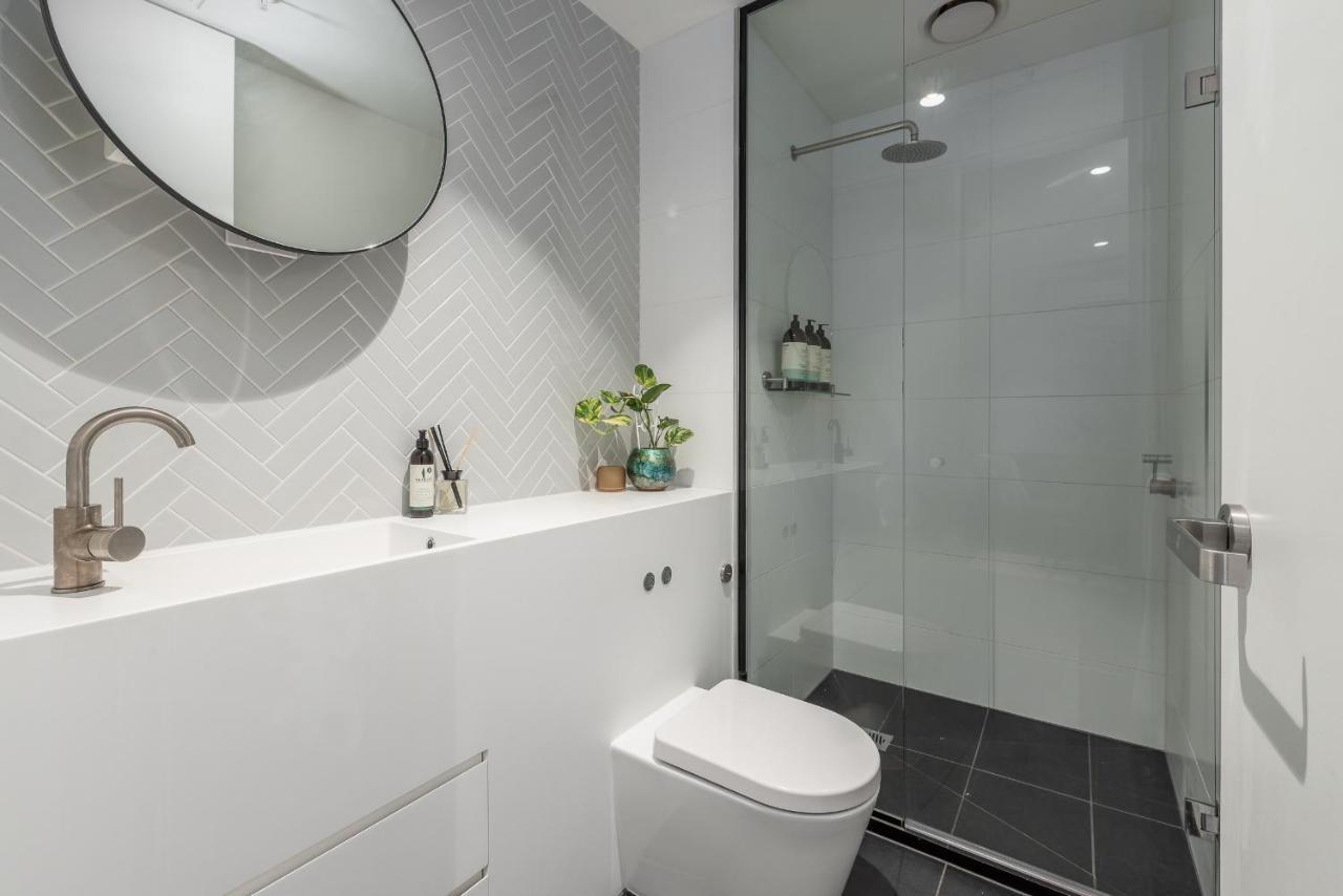 Eq Tower - Service Apartment Melbourne