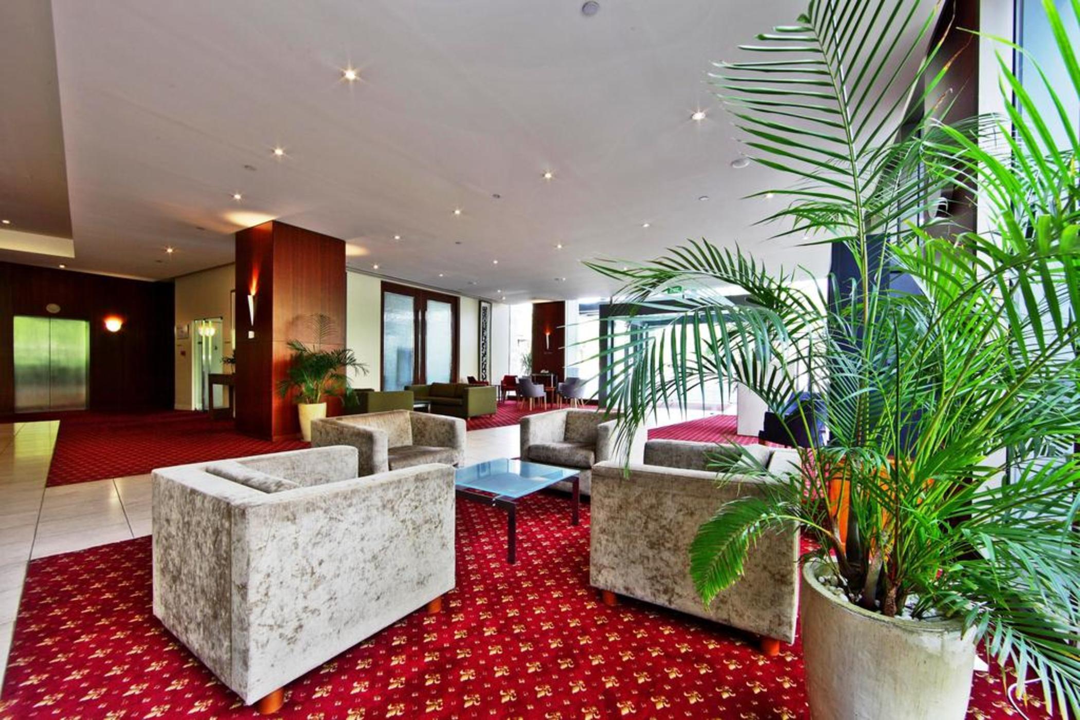Seasons Botanic Gardens 4*