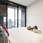 1Br Stunning City View! Close To Unimelb Southbank