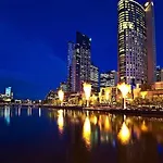 Shelleystayz Flinders St
