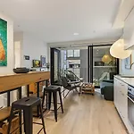 Inner City Convenience In The Heart Of Melbourne
