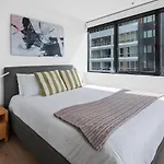 Executive Melbourne Getaway With City Views