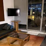 Spacious Split-Level City 3-Bed Apartment