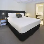 Grand Hotel Melbourne