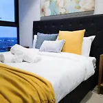 Eq Tower Melbourne Cbd Apt