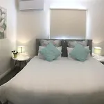Melbourne Inner City Holiday Home Near Cbd & Flemington