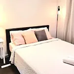 Melbourne Airport Homestay