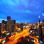 1 Bedroom Modern Apartment Near Crown And Cbd