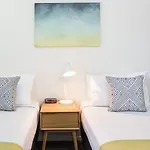 City Edge North Melbourne Apartment Hotel