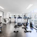 Brady Apartment Hotel Flinders Street