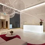 Lux 3 Bedroom Apartment In Southbank