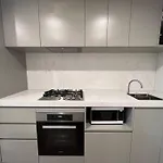Panoramic Cbd Views Apartment In The Heart Of City