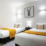 Mega Style Apartments Flinders St