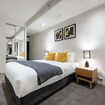 Mega Style Apartments Flinders St