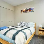Lifestyle 2Bed, 2Bath Apartment, Parking & Pool