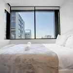 Lovely 1Br Apt Close To Southern Cross