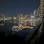 Luxe Waterfront Melbourne