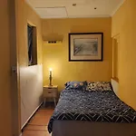 St Kilda East Backpackers\' Hostel