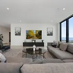 Melbourne City Apartments Panoramic Skyview Penthouse