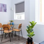 Sunny Days Getaway In The Heart Of East St Kilda