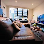 Comfort City Living 2 Bedroom In Heart Of Cbd