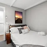 Quite, Quaint & Private Guesthouse, Sleeps 6