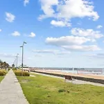 Sun And Sand Albert Park