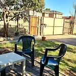 2 Bedroom Home Close To Melb Airport