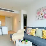 Prima Tower Apartment Face To Crown By Goodlive