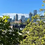 Arden Park Apartment With Free Wifi