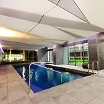 2Br Cbd Pad, City Views, Free Parking, Pool, Gym