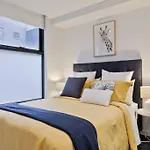 Port Melbourne - A Stay At The Bay