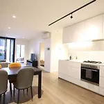 Dudley Cosy 2 Beds 2 Baths With Free Parking