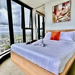 High Rise Top View 2Bed2Bath